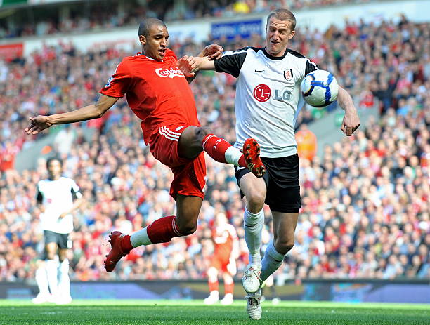 更为两人以 更为两人以